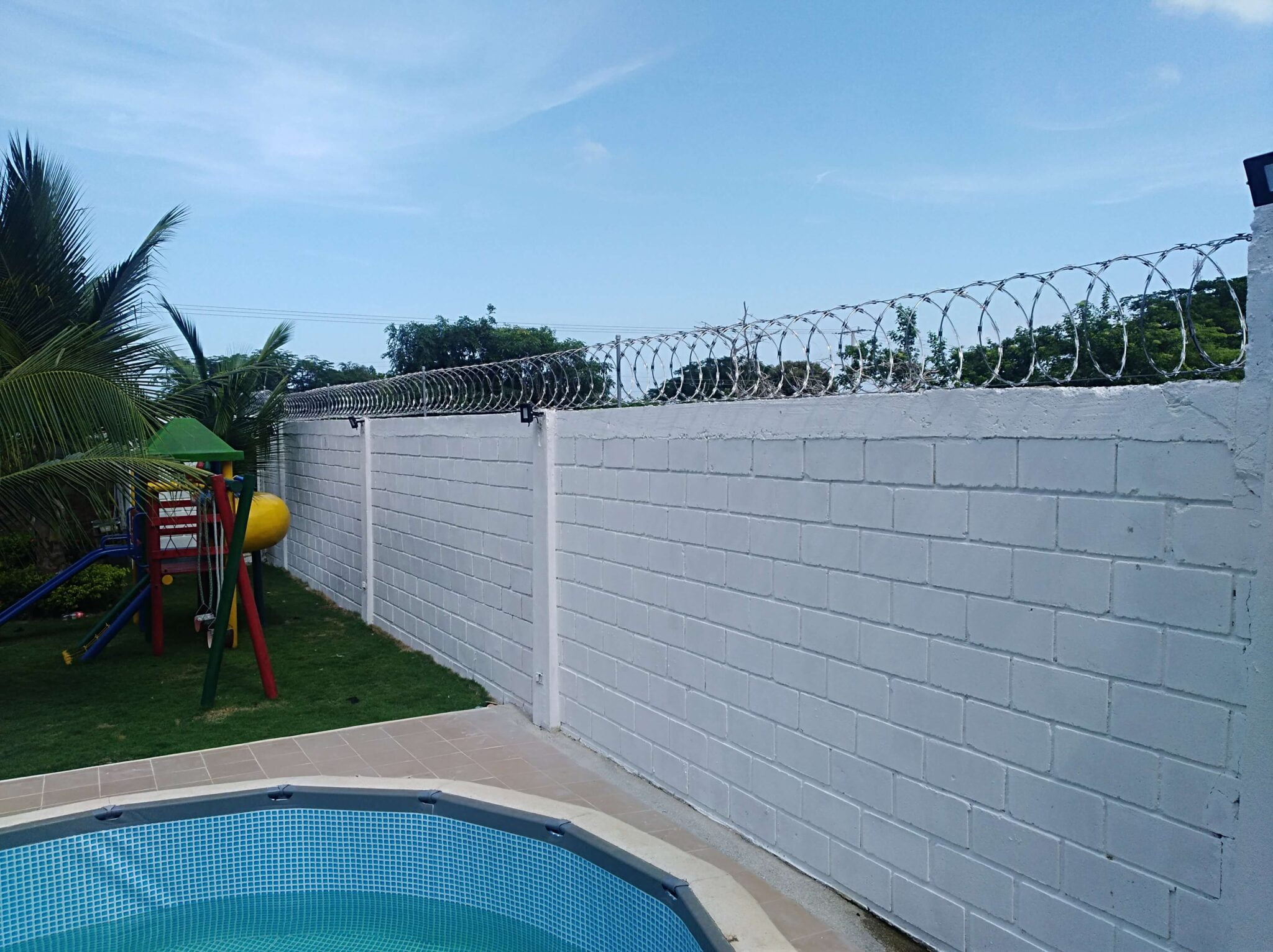 Concertina un buen sistema de seguridad a bajo costo Mallas Julio Torres